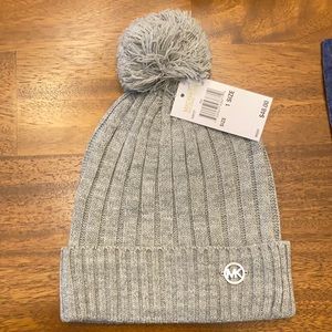 Michael Kors beanie with Pom